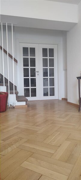 Sos. Iancului, apartament 4 camere, renovat, dispus pe doua etaje.